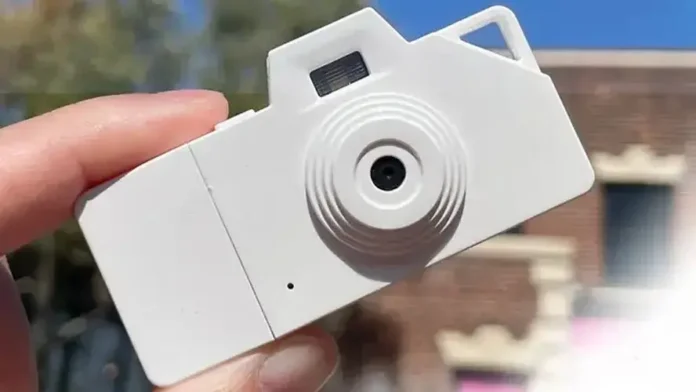 Innovative USB Drive with Built-in Mini Camera for Photos and Videos